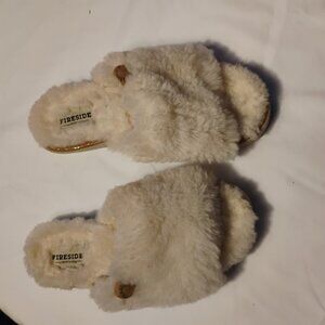 Fireside Cozy Faux Shearling Slide Slippers – Women’s Size 8 – Cream